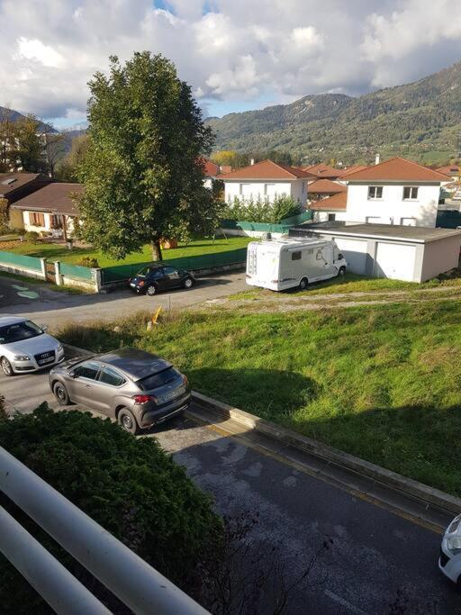 Superbe Appartement En Residence Prive Avec Un Parking Prive Scionzier Luaran gambar